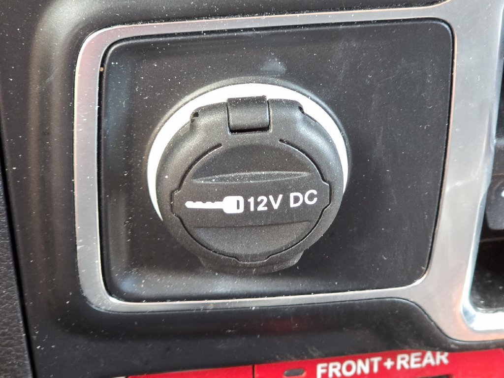 Used 2024 Jeep Wrangler Unlimited Rubicon 4xe AWD/4WD image 7