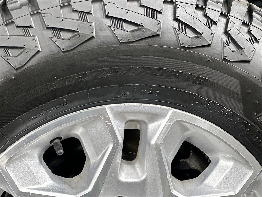 Used 2024 Chevrolet Silverado 2500 LT image 33