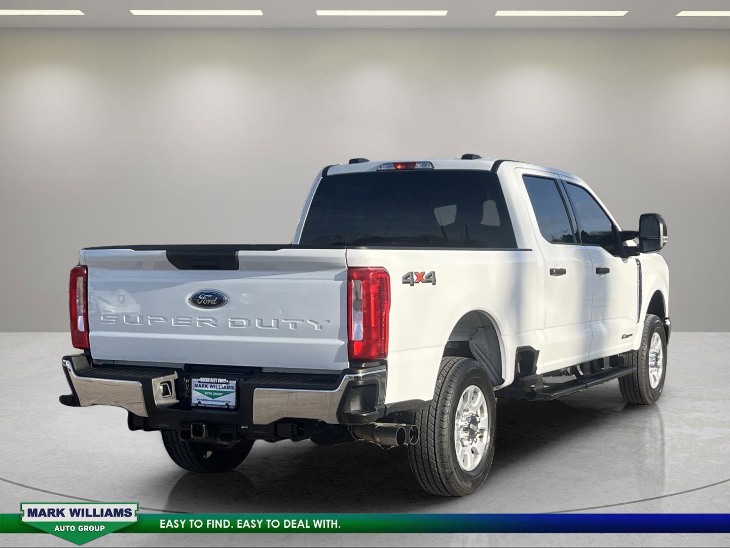 Used 2024 Ford F250 XLT image 3