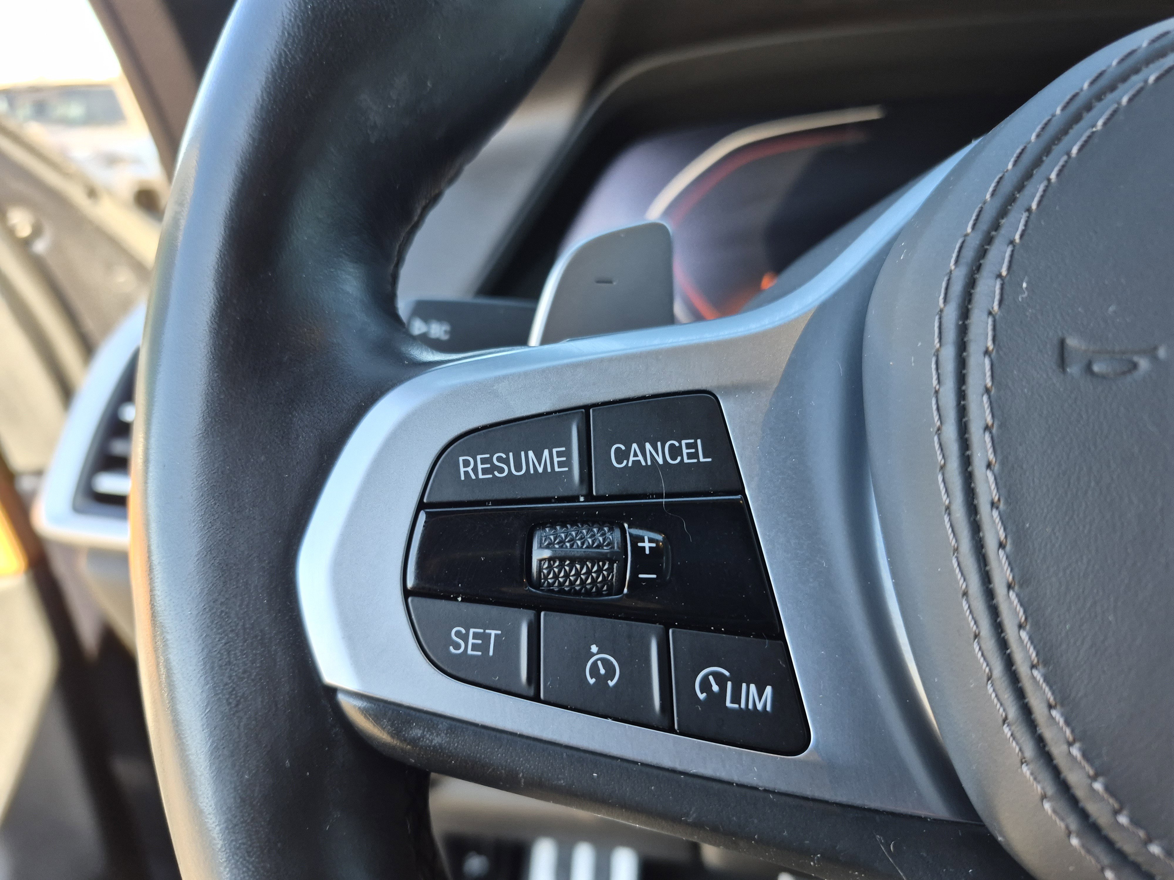 Used 2021 BMW X5 xDrive40i w/ M Sport Package image 27