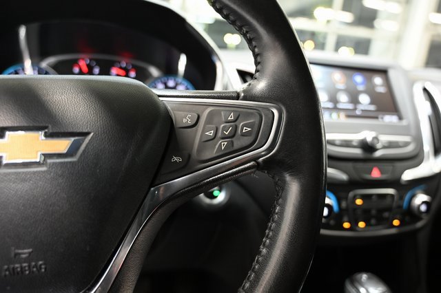 Used 2021 Chevrolet Equinox LT image 22