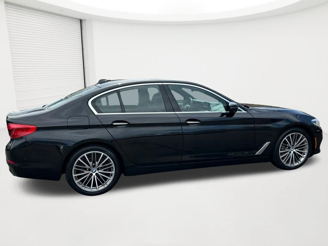 Used 2017 BMW 540i xDrive AWD/4WD image 4