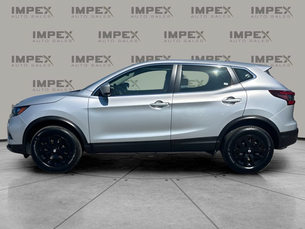 Used 2020 Nissan Rogue Sport S FWD image 2