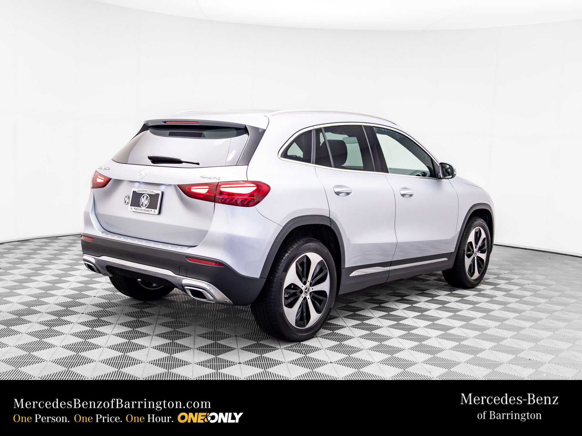 New 2026 Mercedes-Benz GLA 250 4MATIC image 6