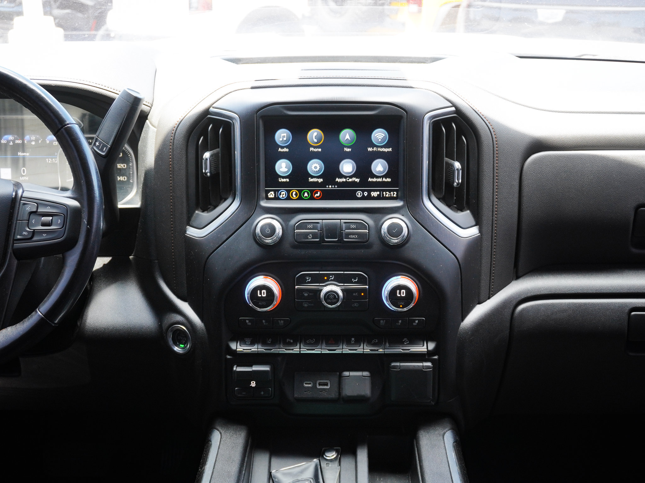 Used 2022 GMC Sierra 2500 AT4 w/ AT4 Premium Plus Package AWD/4WD image 27