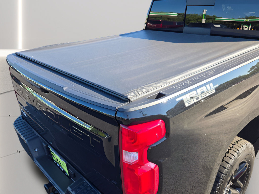 Certified 2022 Chevrolet Silverado 1500 LT Trail Boss w/ LT Trail Boss Premium Package AWD/4WD image 13