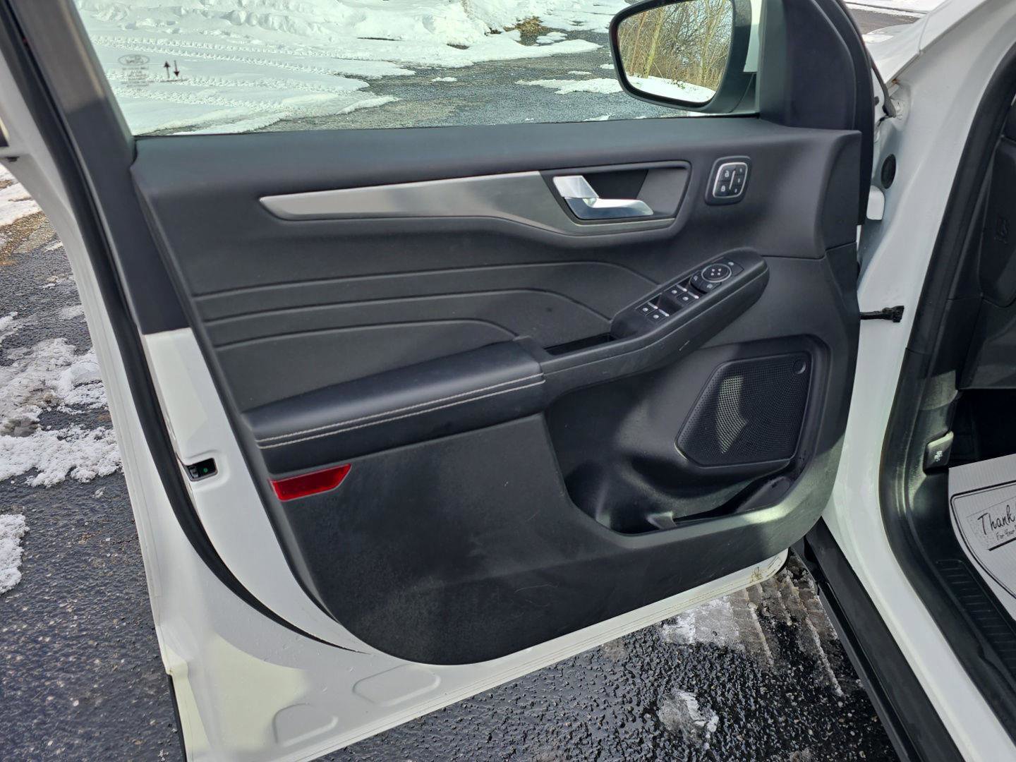 Used 2022 Ford Escape Titanium w/ Class II Trailer Tow Package image 12