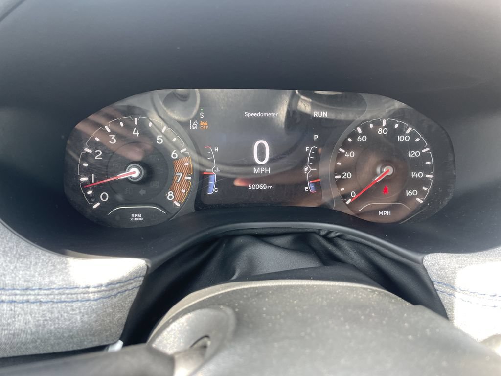 Used 2024 Jeep Compass Latitude AWD/4WD image 17