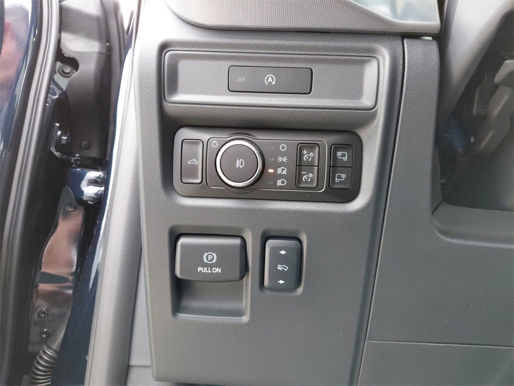 New 2025 Ford F150 Lariat w/ Equipment Group 501A Mid image 29