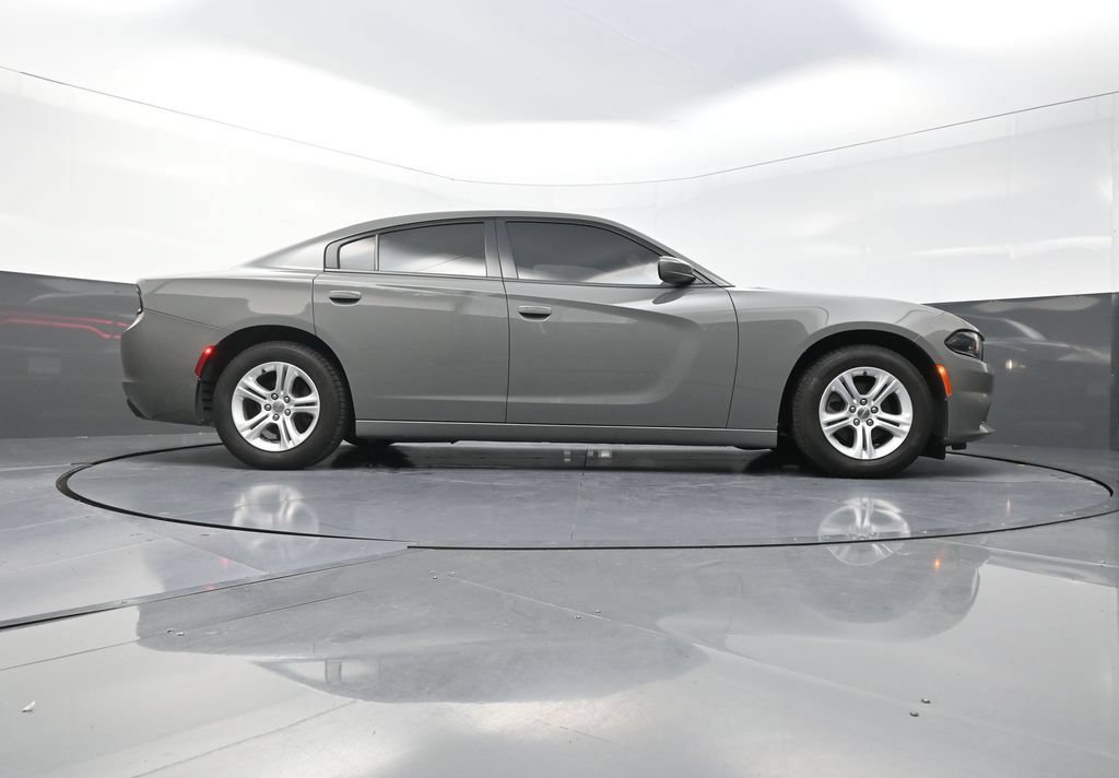 Used 2019 Dodge Charger SXT RWD image 30