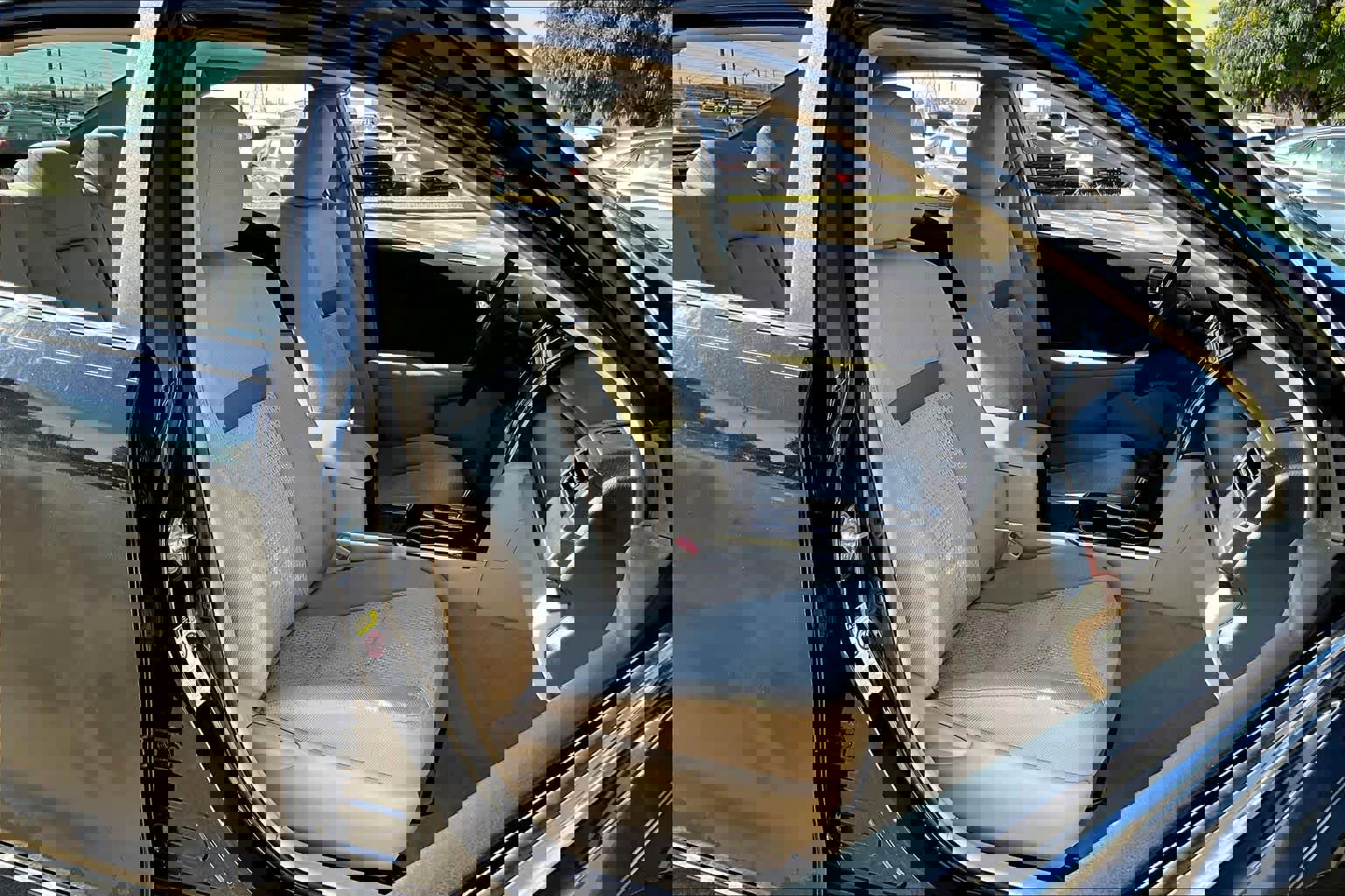 Used 2013 Toyota Camry L image 7