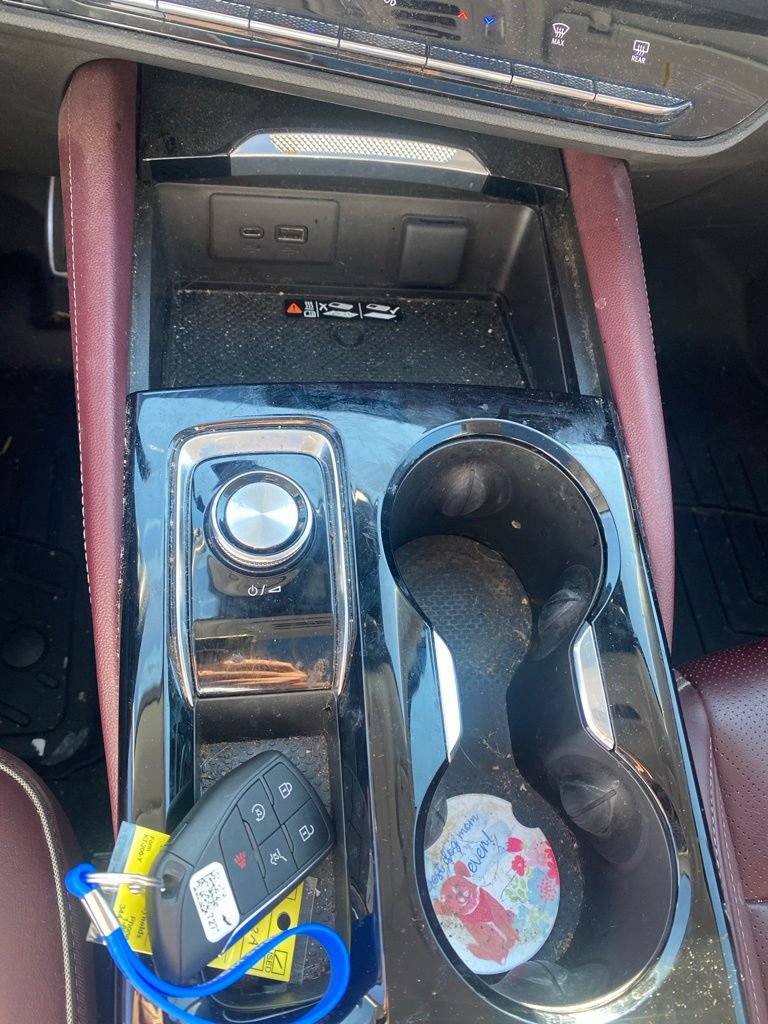 Used 2024 Buick Envision Sport Touring AWD/4WD image 11