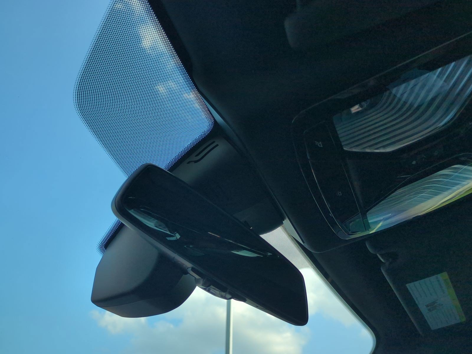 New 2026 BMW M2 w/ Lighting Package RWD image 41