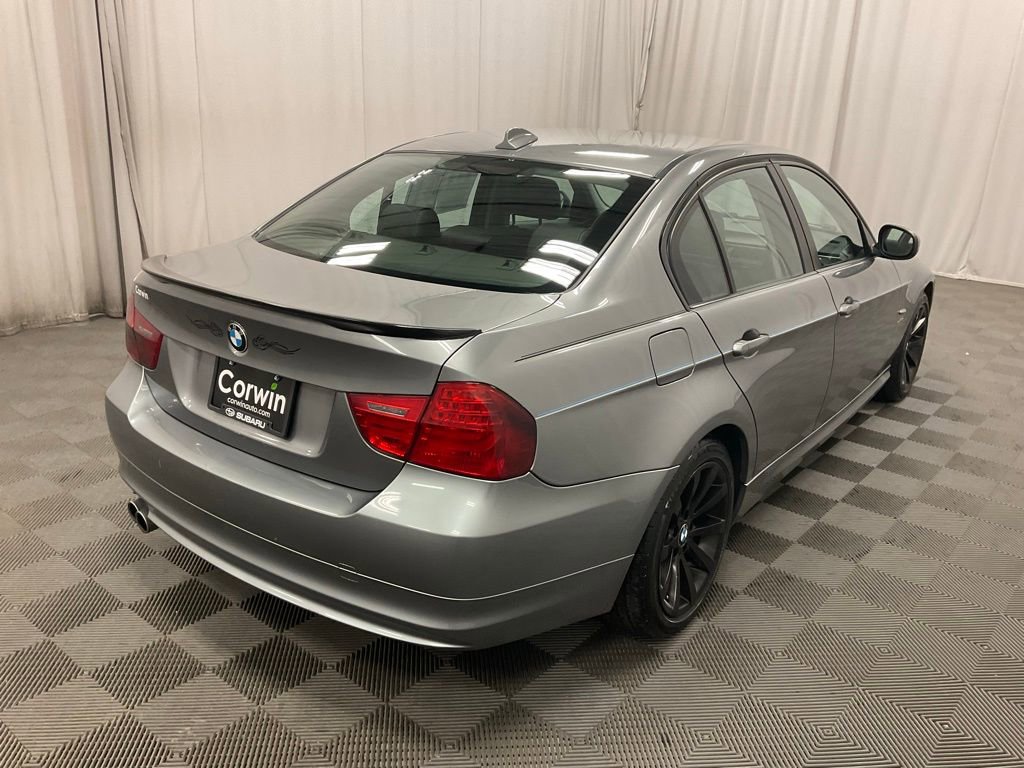 Used 2011 BMW 328i xDrive 328i xDrive image 3