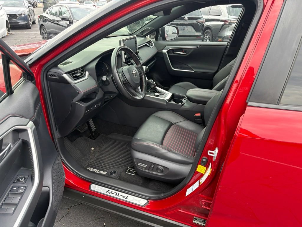 Used 2021 Toyota RAV4 XSE w/ Weather Package AWD/4WD image 10