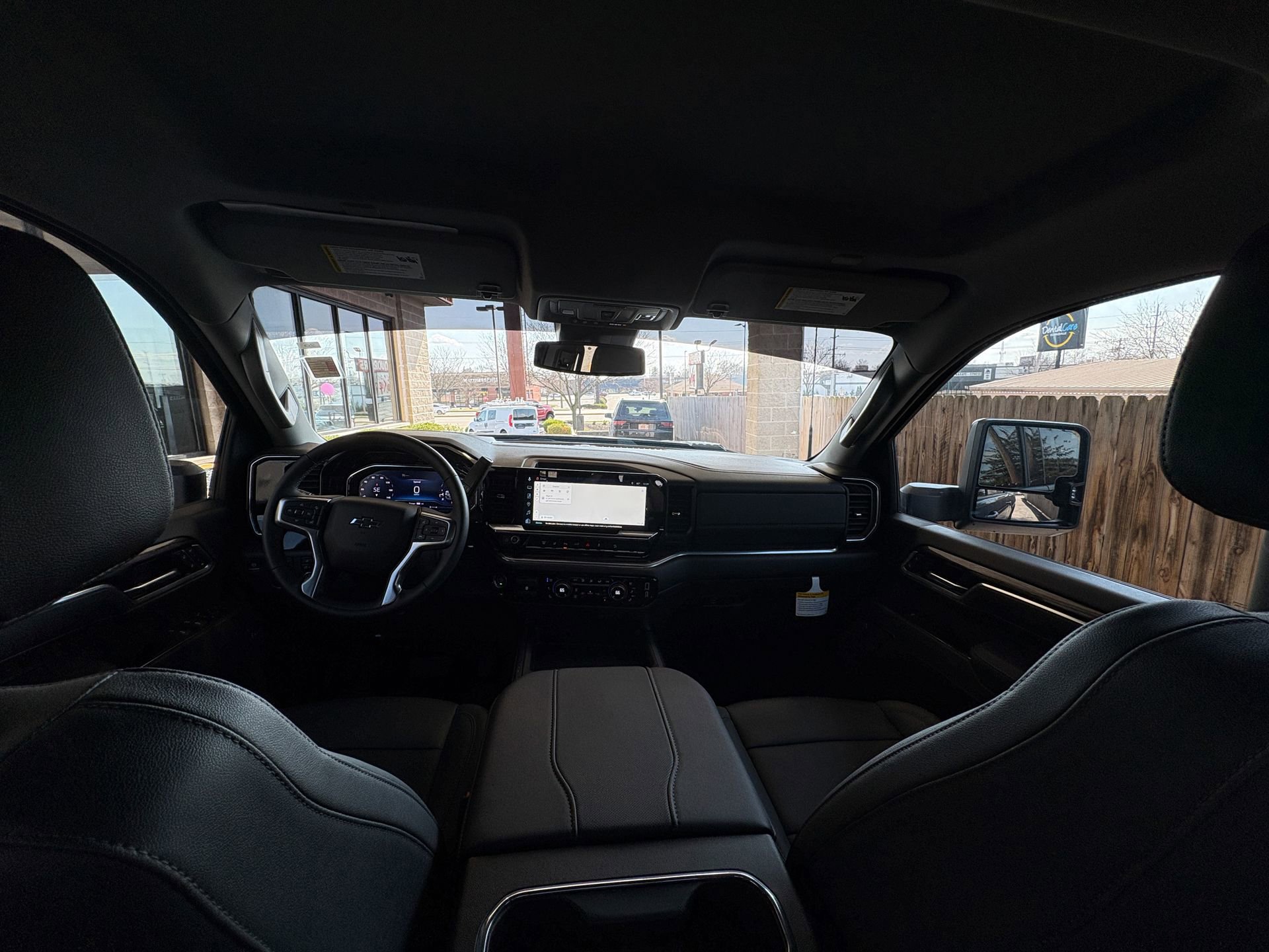 Used 2025 Chevrolet Silverado 2500 LTZ w/ LTZ Plus Package image 34