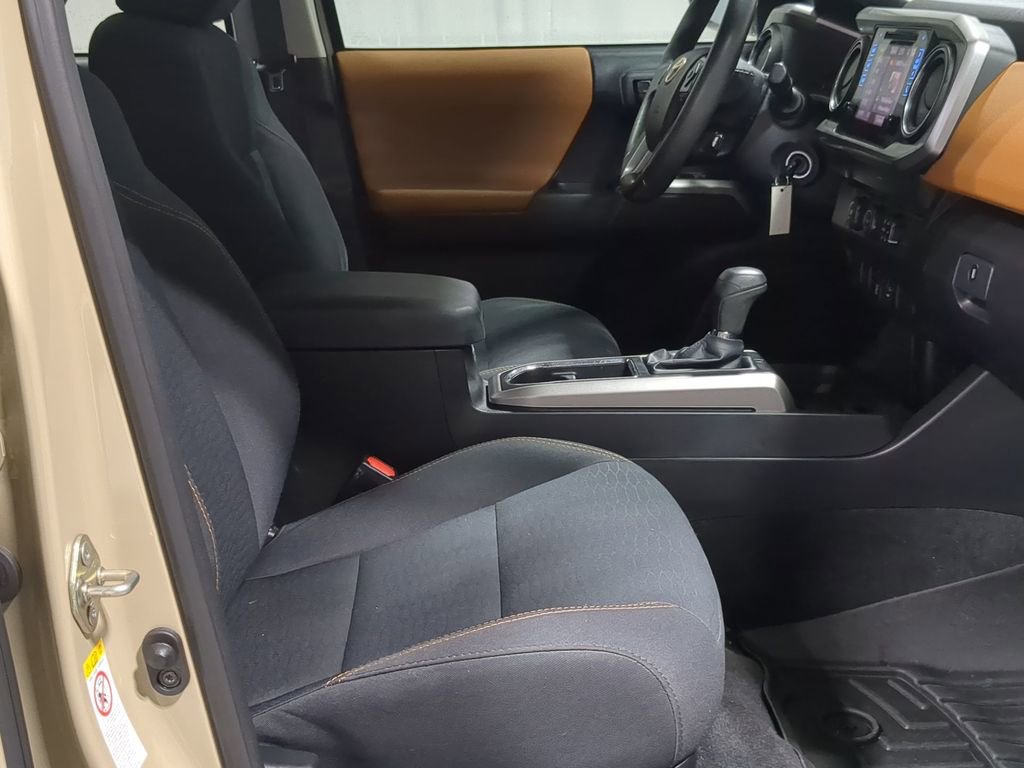 Used 2019 Toyota Tacoma SR5 image 32