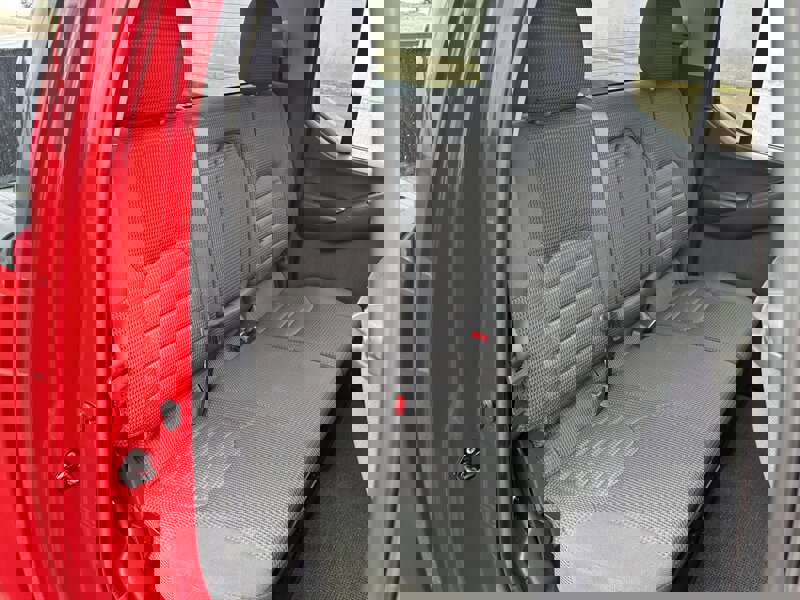 Used 2007 Nissan Frontier NISMO image 39