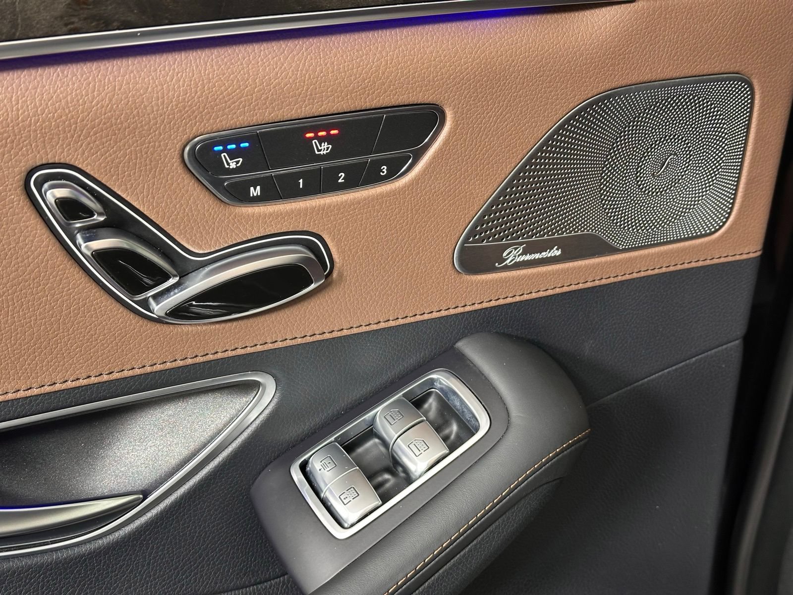Used 2014 Mercedes-Benz S 550 Sedan w/ Edition 1 Package image 30
