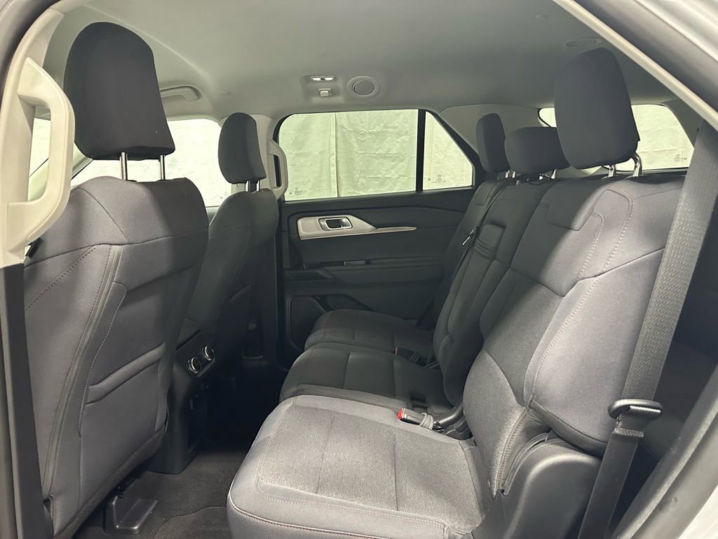 Used 2025 Ford Explorer Active image 43