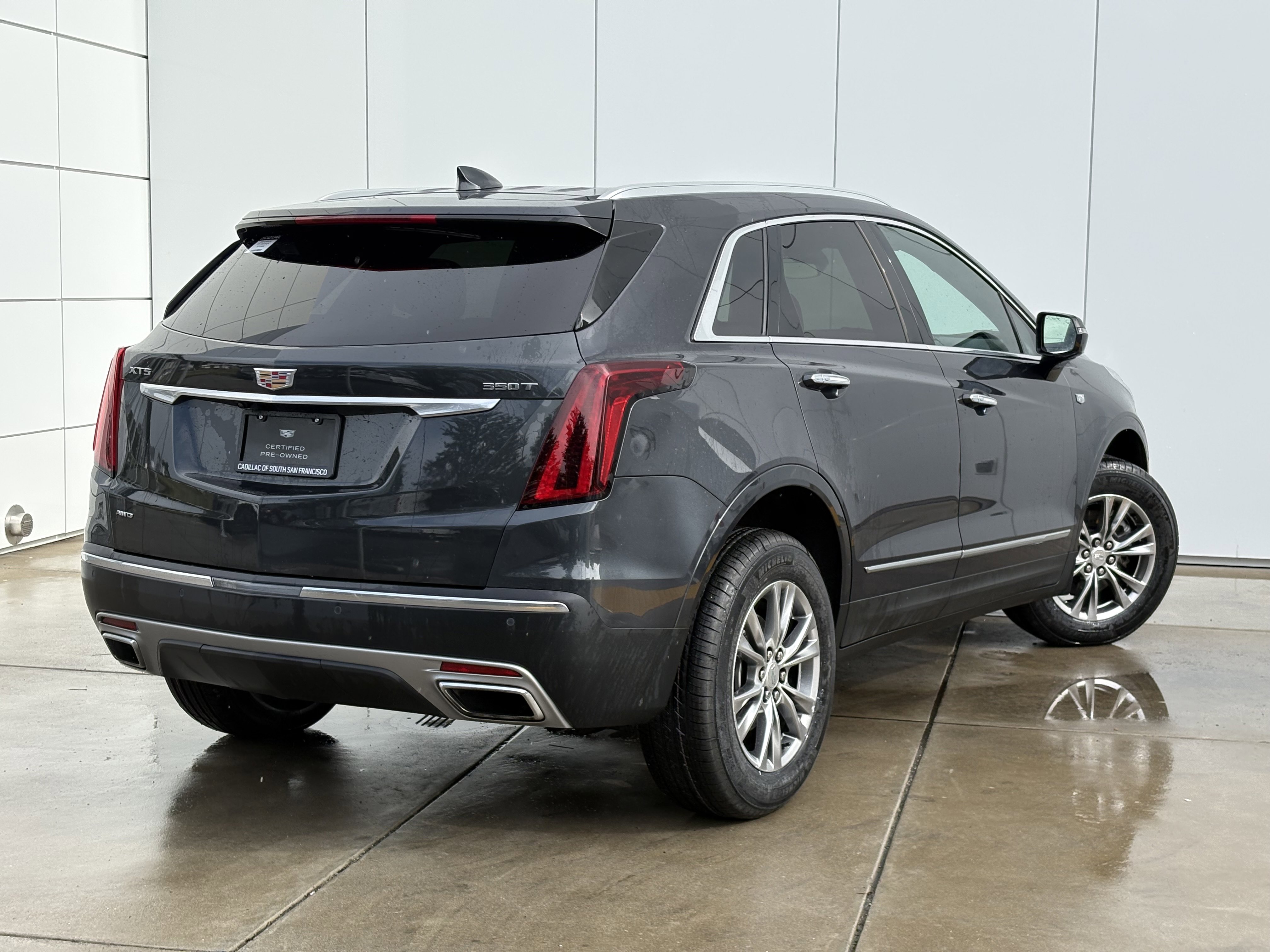 Certified 2023 Cadillac XT5 Premium Luxury image 7