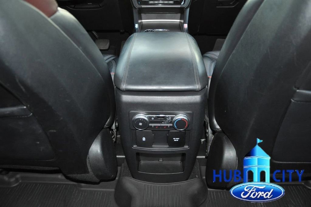 Used 2020 Ford Explorer Platinum w/ Premium Technology Package image 21