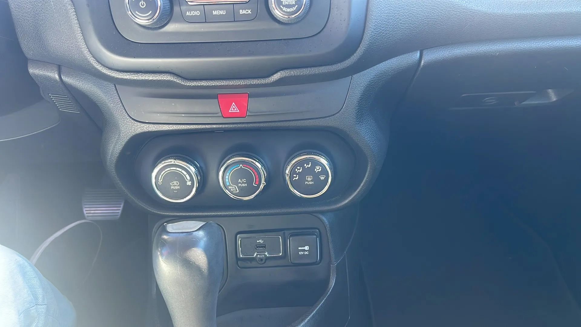 Used 2017 Jeep Renegade Sport w/ Power & Air Group image 25