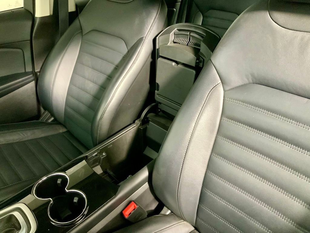 Used 2015 Ford Edge SEL w/ Equipment Group 201A image 27