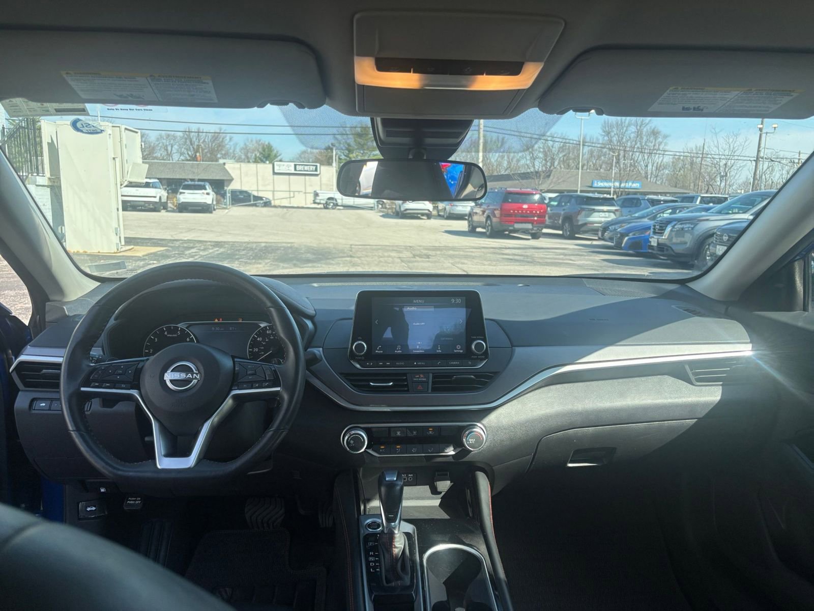 Used 2025 Nissan Altima 2.5 SR FWD image 32