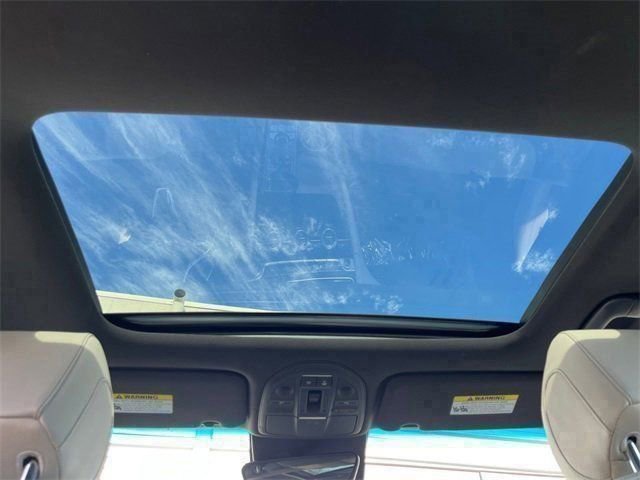 Used 2023 Genesis G70 2.0T w/ Sport Prestige Package image 21