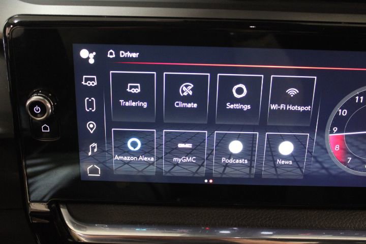 Used 2024 GMC Sierra 1500 Denali image 3