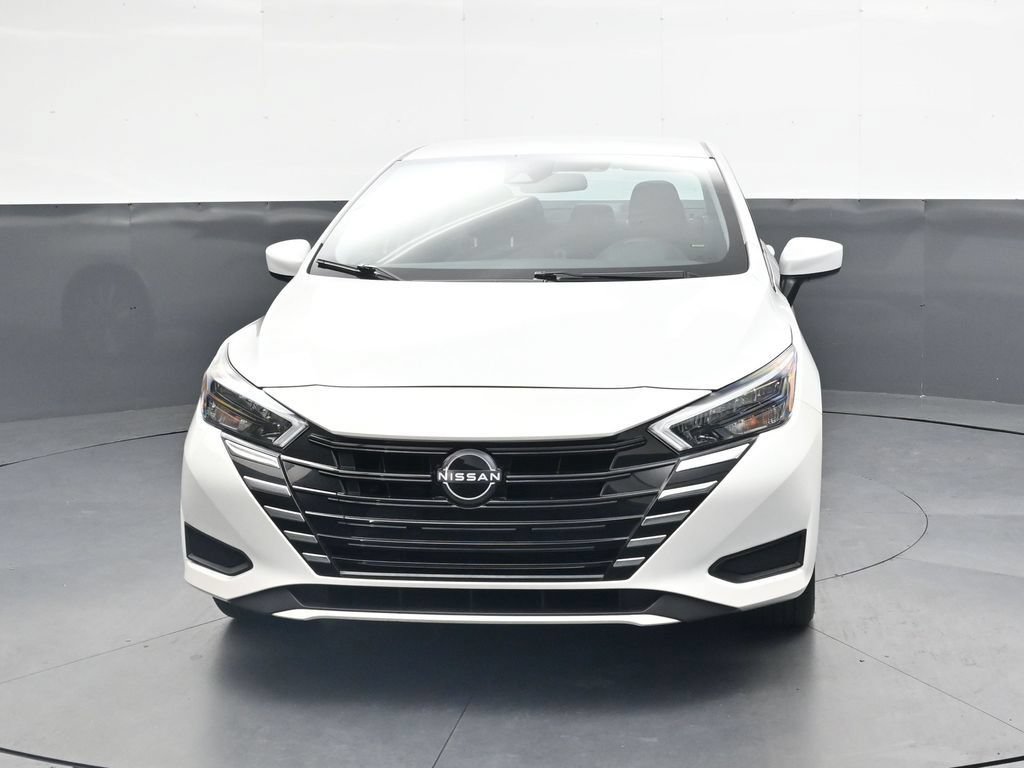 Used 2025 Nissan Versa SV FWD image 13