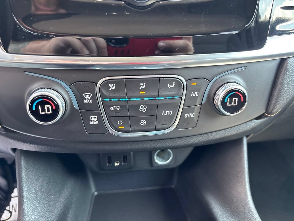 Used 2018 Chevrolet Traverse LS w/ LPO, Floor Liner Package FWD image 25