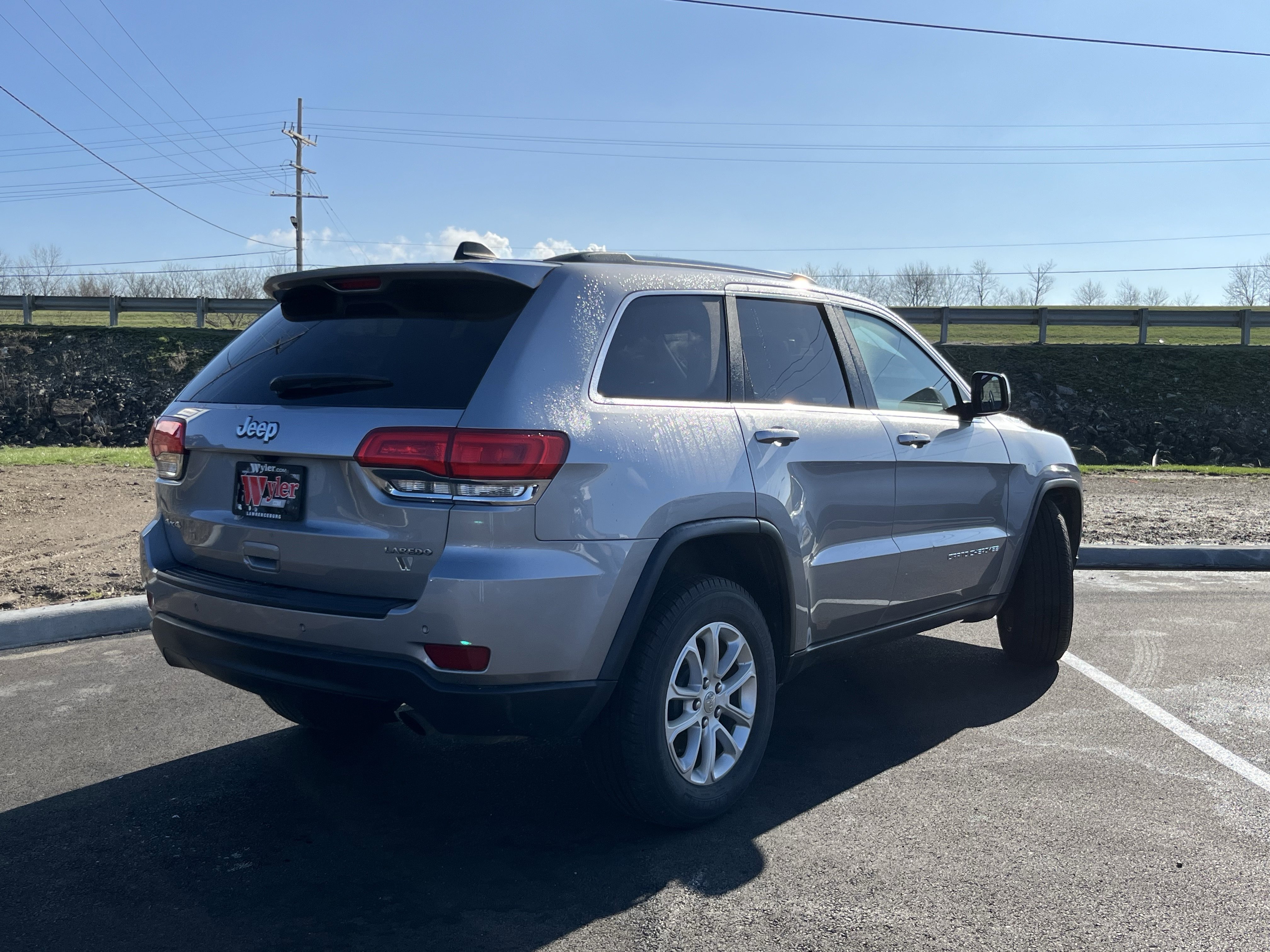 Used 2015 Jeep Grand Cherokee Laredo w/ Quick Order Package 23E image 8