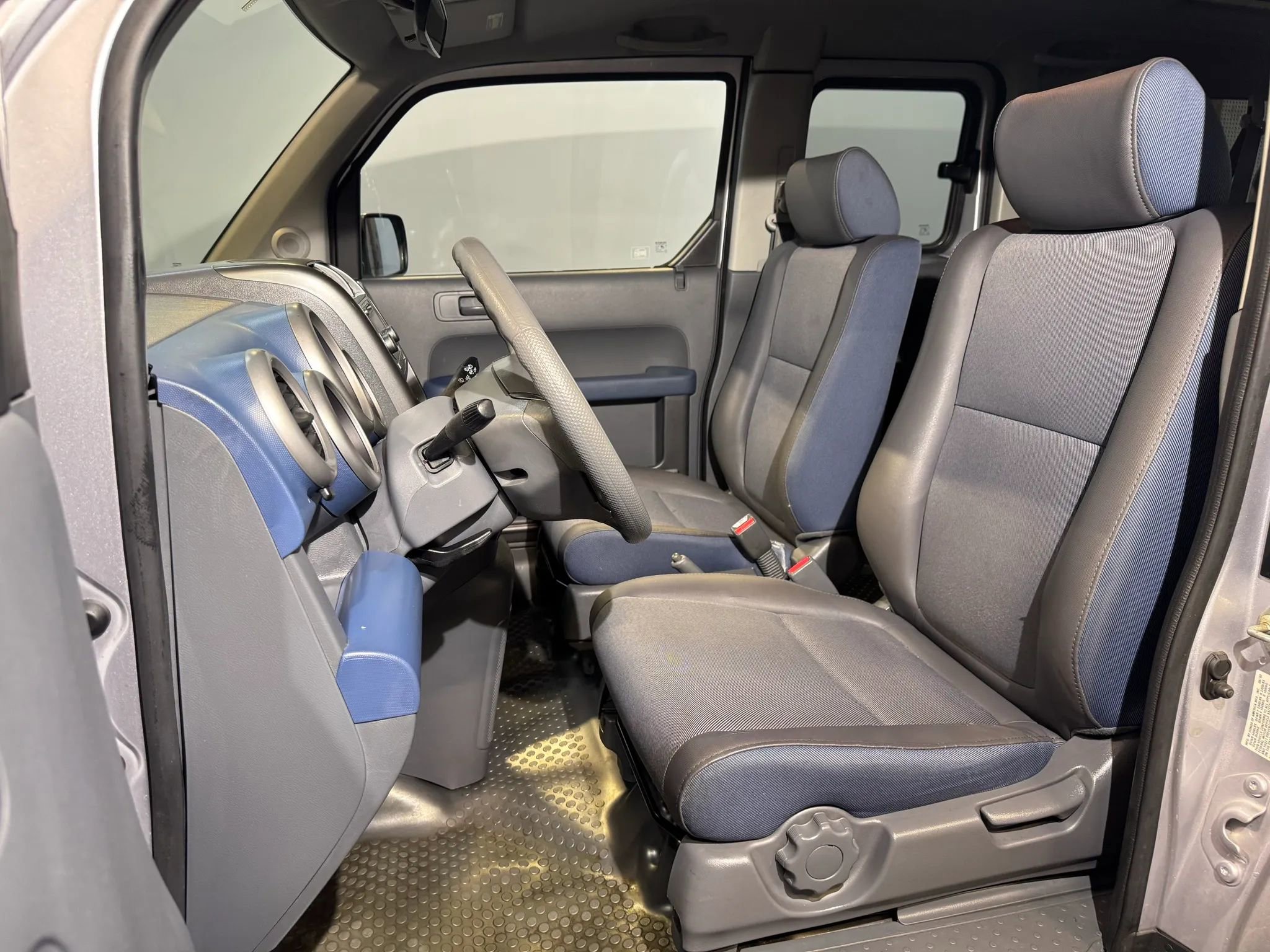 Used 2003 Honda Element EX image 9