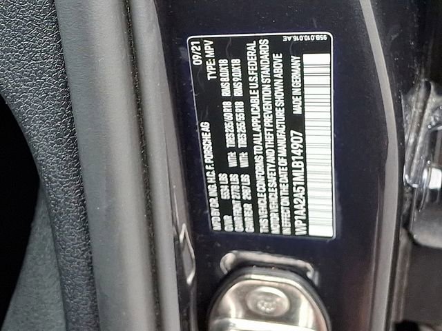 Used 2021 Porsche Macan image 36