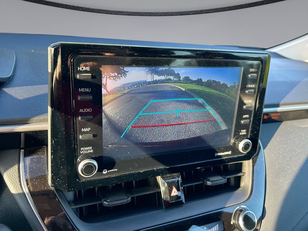 Used 2022 Toyota Corolla LE FWD image 22