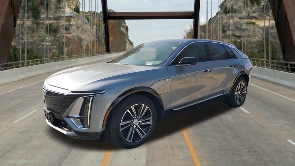 New 2026 Cadillac Lyriq Premium Luxury w/ LPO, Floor Liner Package video 3