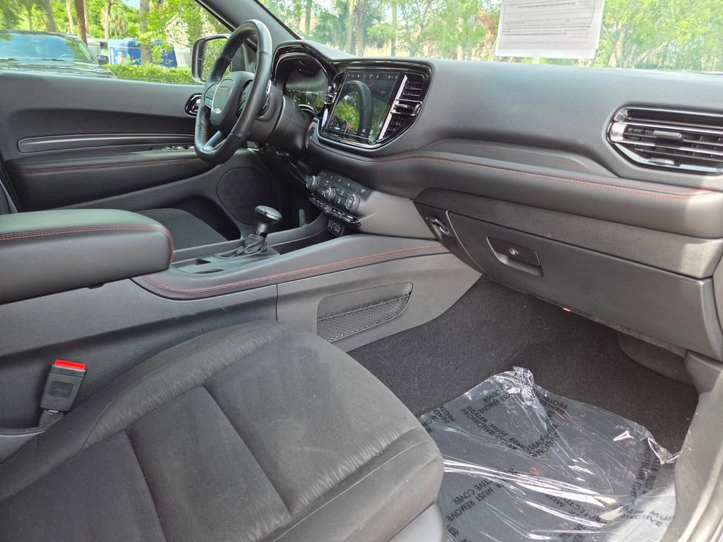 Used 2025 Dodge Durango GT w/ Blacktop Package RWD image 13