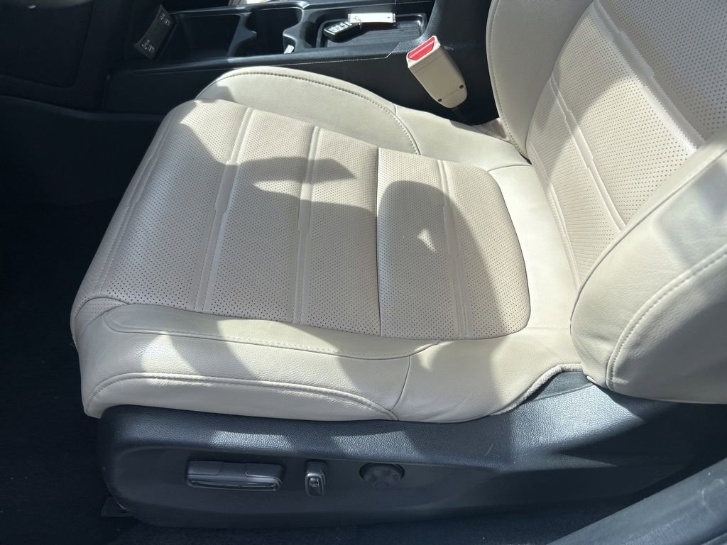 Used 2020 Honda CR-V EX-L image 17