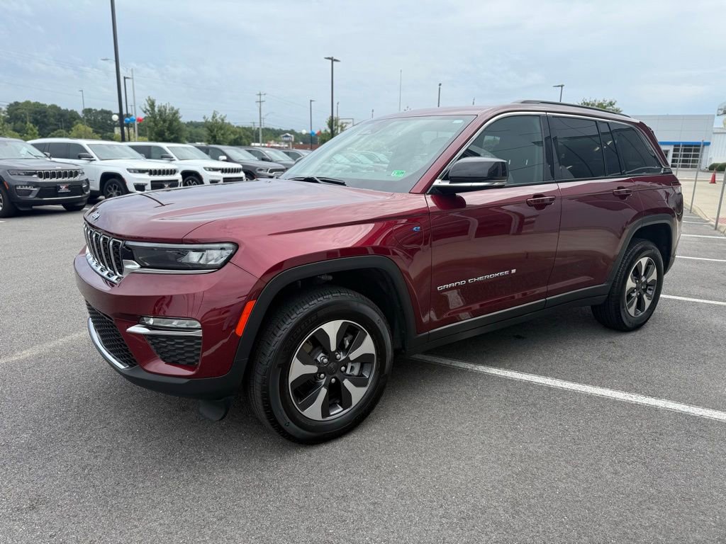 Used 2024 Jeep Grand Cherokee Limited 4xe AWD/4WD image 10
