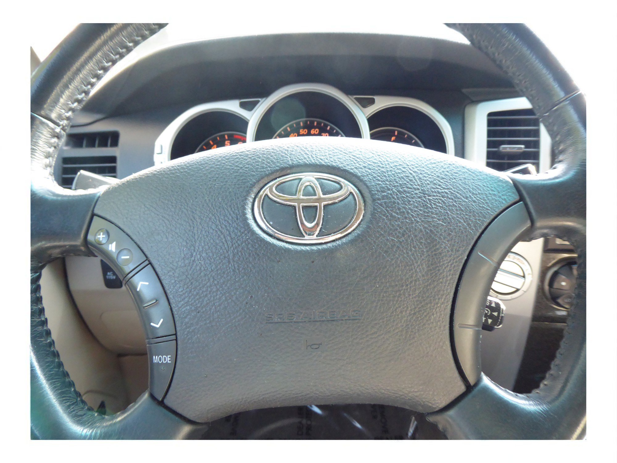 Used 2005 Toyota 4Runner Limited image 25