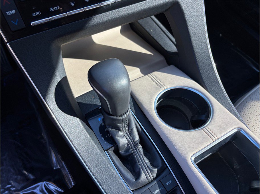 Used 2019 Toyota Avalon Limited w/ Advanced Safety Package FWD image 37