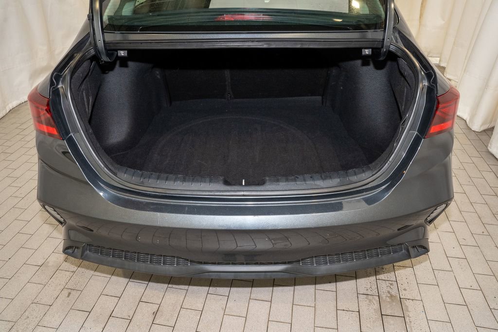 Used 2024 Kia Forte LXS image 5