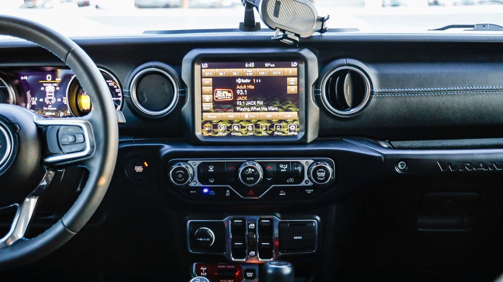 Used 2023 Jeep Wrangler Unlimited Rubicon 4xe image 15