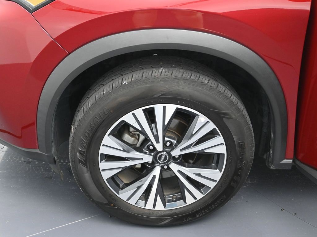 Used 2023 Nissan Rogue SV image 9