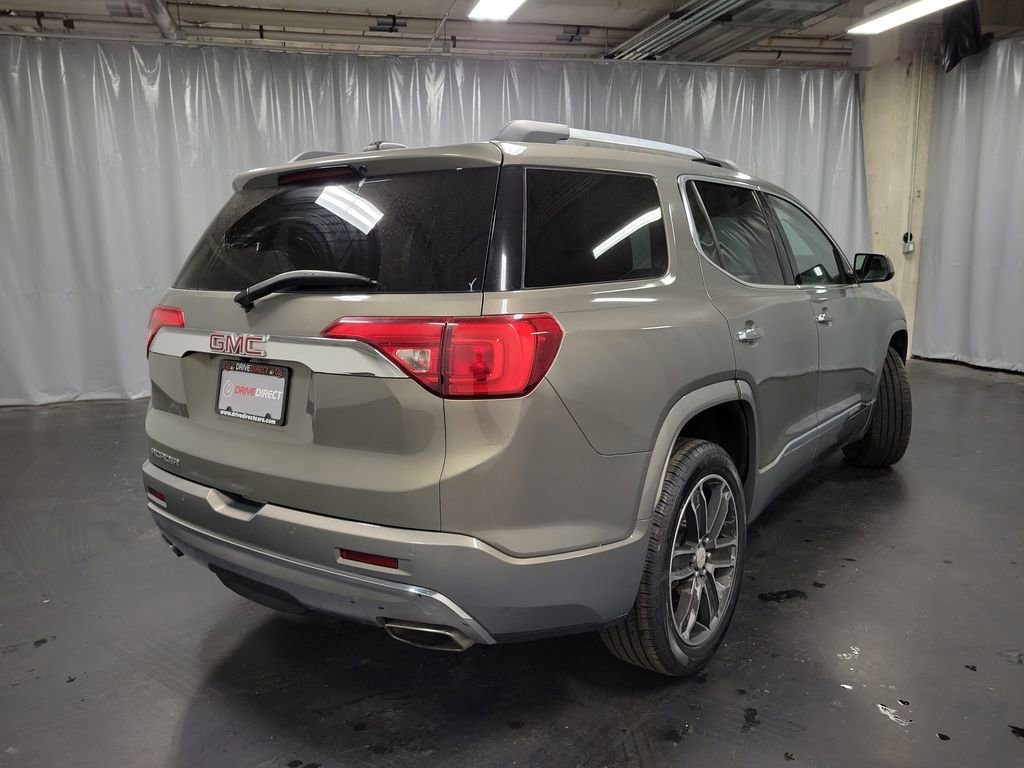 Used 2019 GMC Acadia Denali image 9
