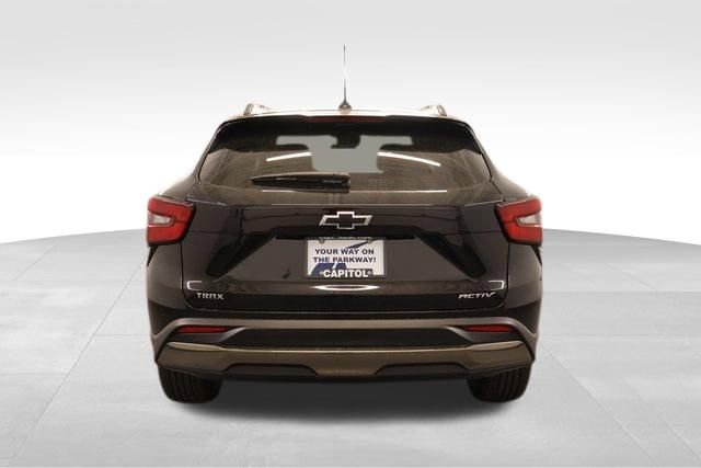 New 2026 Chevrolet Trax ACTIV w/ Driver Confidence Package FWD image 3
