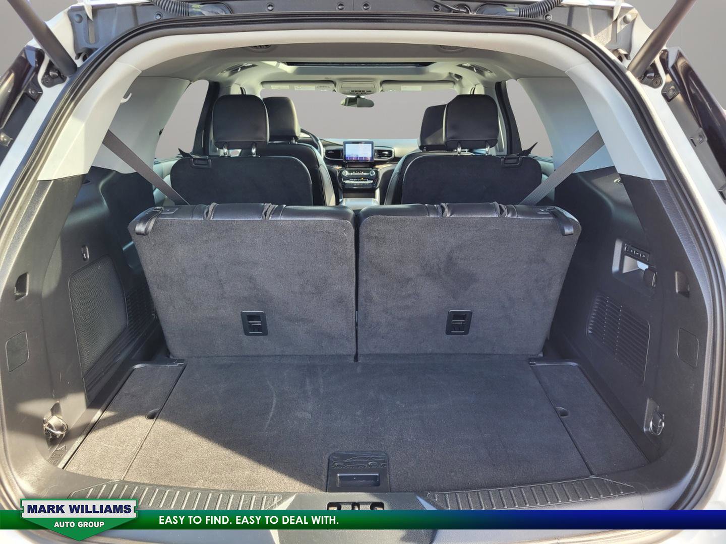 Certified 2022 Ford Explorer Limited w/ Equipment Group 301A image 28