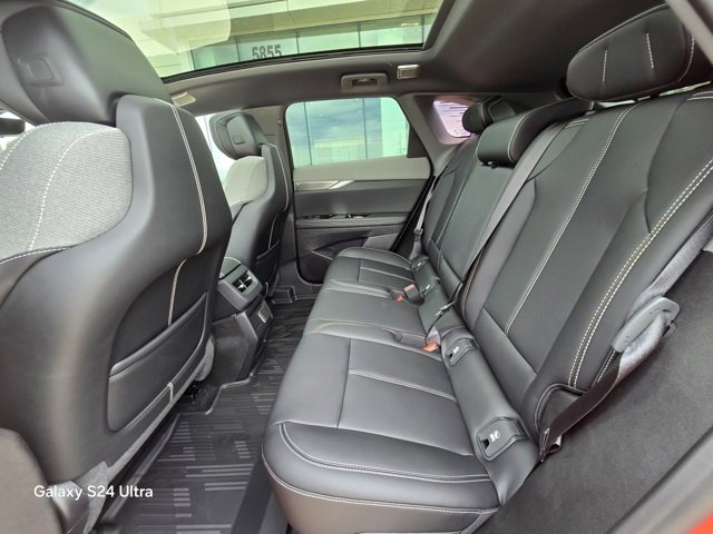 New 2025 Cadillac Optiq Sport 1 w/ LPO, Floor Liner Package image 14